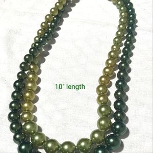 Double-strand green chunky necklace